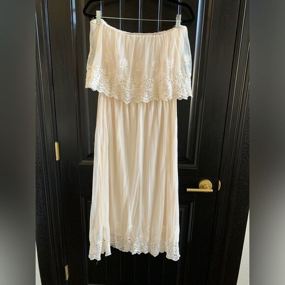 Bobeau Strapless Cream Boho Bridal Crochet Lace Dress | Medium - Picture 6 of 6